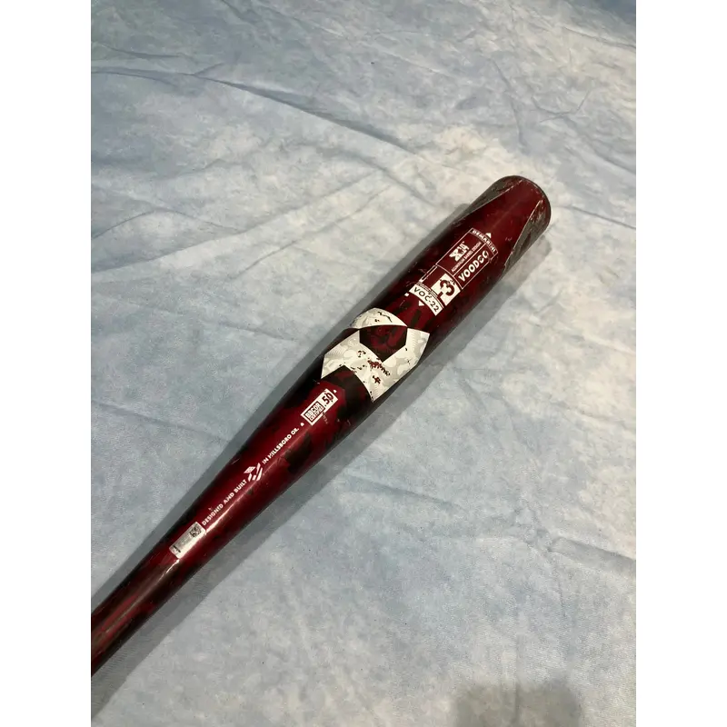 2022 DeMarini Voodoo One Bat BBCOR Certified (-3) Alloy 28 oz 31" (Used)