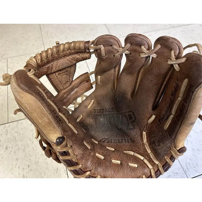 2017 Infield RH Baseball Glove 11.5" (Used)