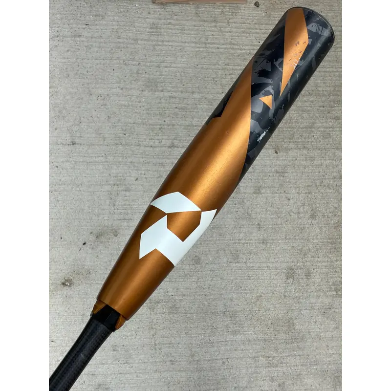 2022 DeMarini Zoa Composite Bat USSSA Certified (-5) Composite 27 oz 32" (Used)