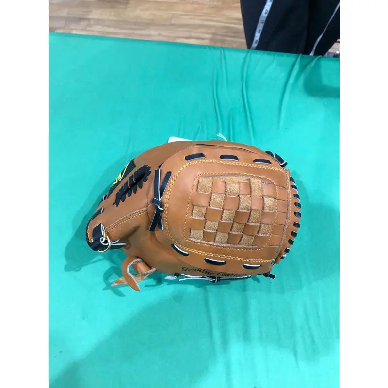 New Right Hand Throw Baseball Glove 9.5"