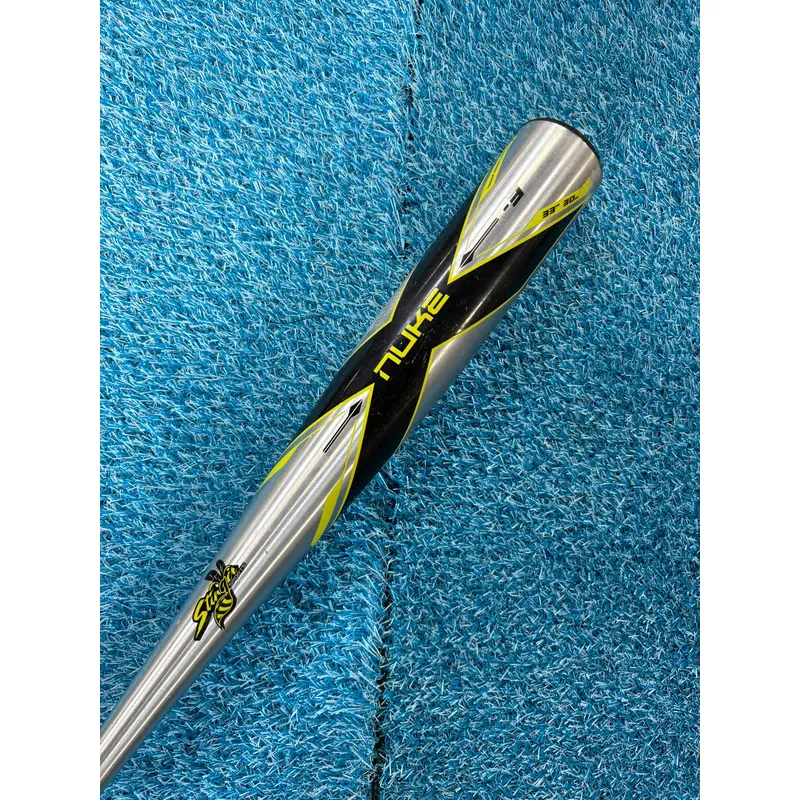 Stinger Nuke Bat BBCOR Certified (-3) 30 oz 33" (Used)
