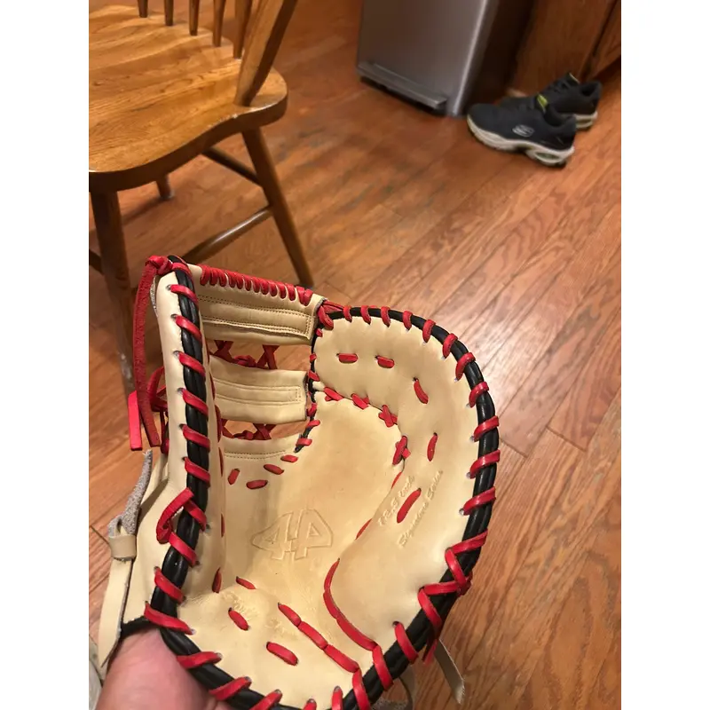44 Pro RH First Base Signature Series Baseball Glove 12.5" (New)