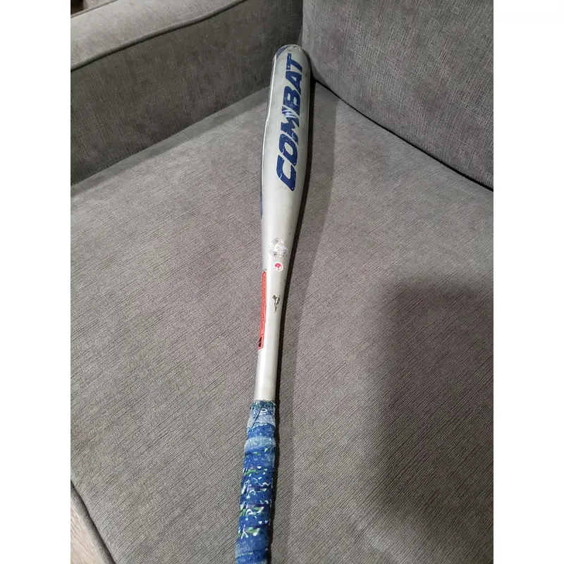 Used Combat Vigor BBCOR Certified Bat (-3) 30 oz 33"