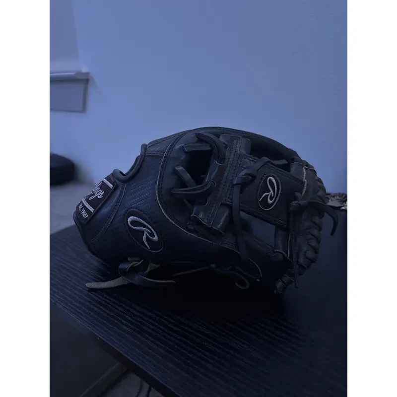 2023 Rawlings RH Infield Heart of the Hide Baseball Glove 11.5" (Used)