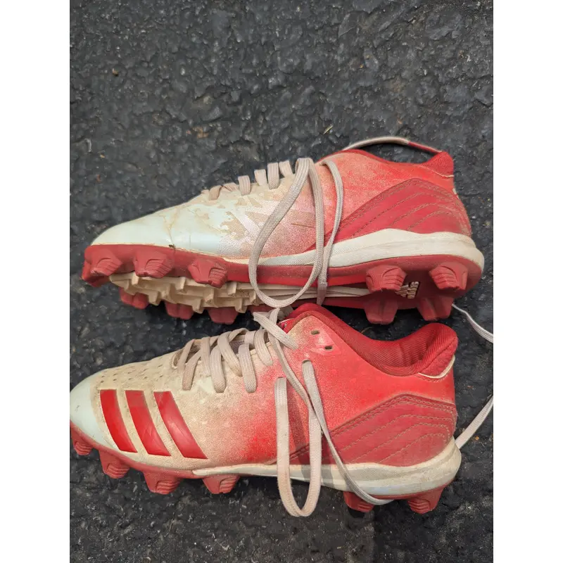 White Kid's 3K (Toddler) Adidas Low Top Molded Cleats (Used)