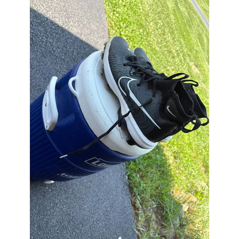 Men's Size M 8.0 (W 9.0) Nike (Used)