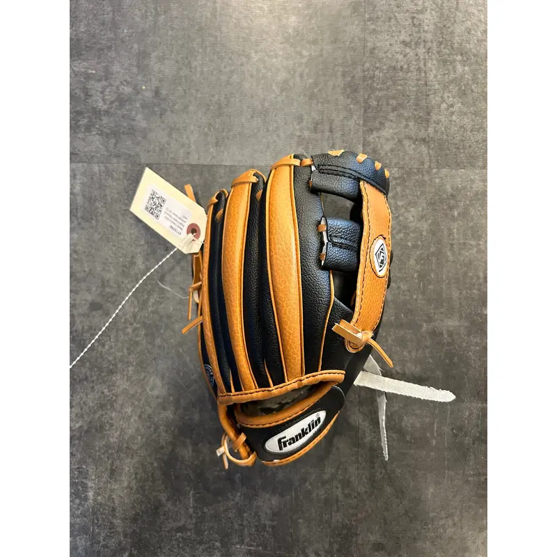 Black Franklin RTP Right Hand Throw Baseball Glove 10" (Used)