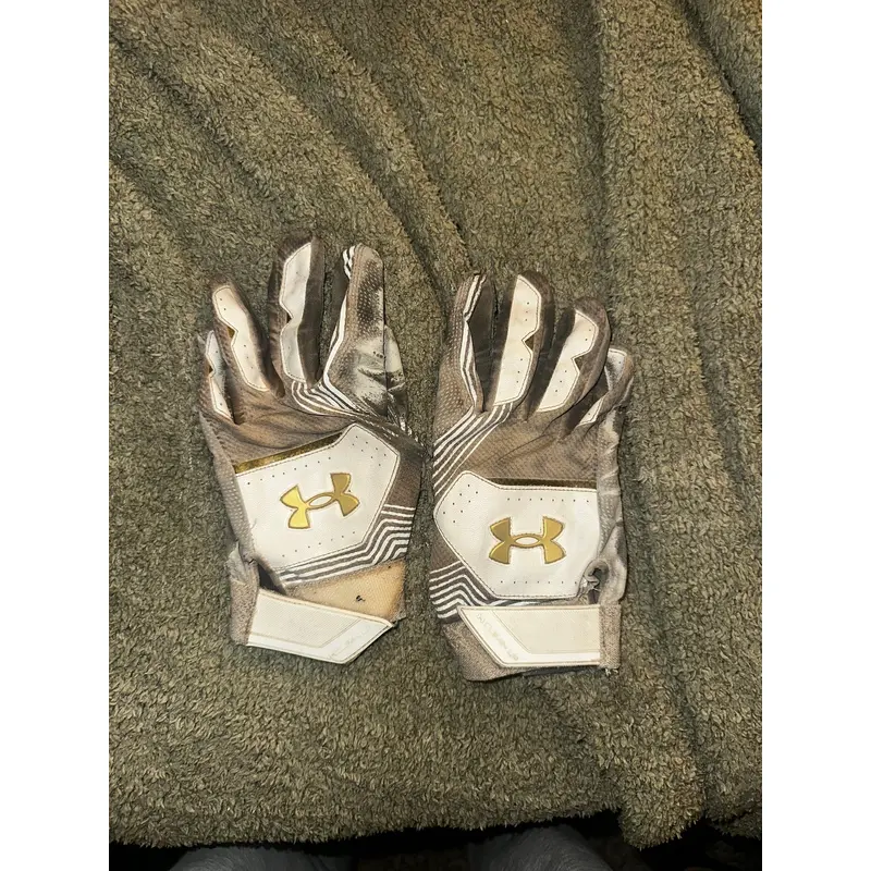 Large Under Armour Batting Gloves (Used)