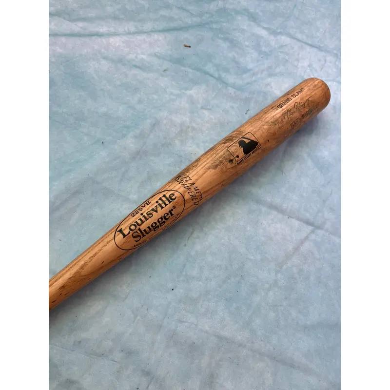 Louisville Slugger 225YB Bat Wood 29" (Used)