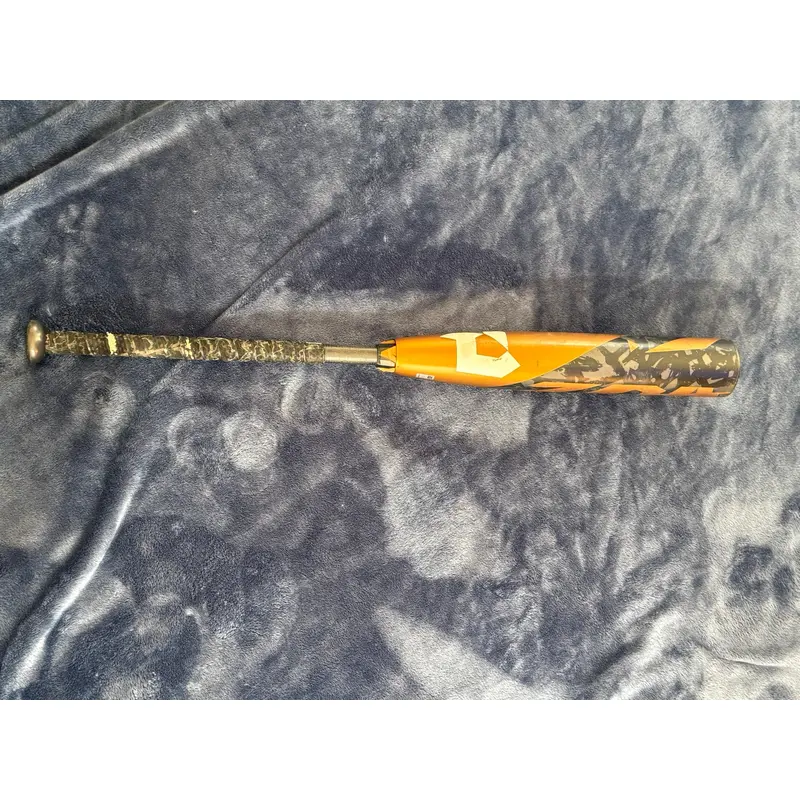 2022 DeMarini Zoa Composite USSSA Certified Bat (-8)  23 oz 31" (Used)