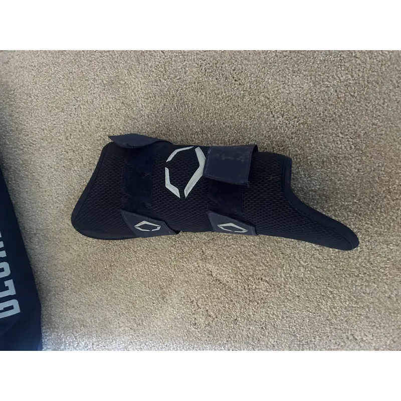 EvoShield Leg guard Shin Guards (Used)