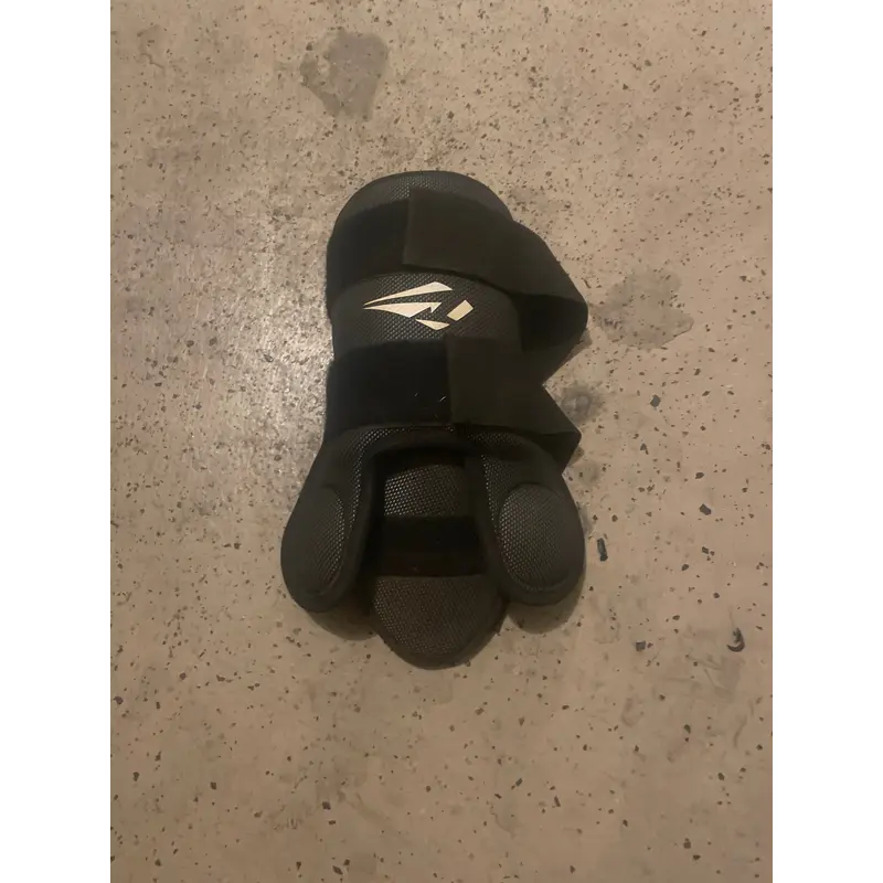Black Junior rawxy Leg guard Shin Guards (Used)