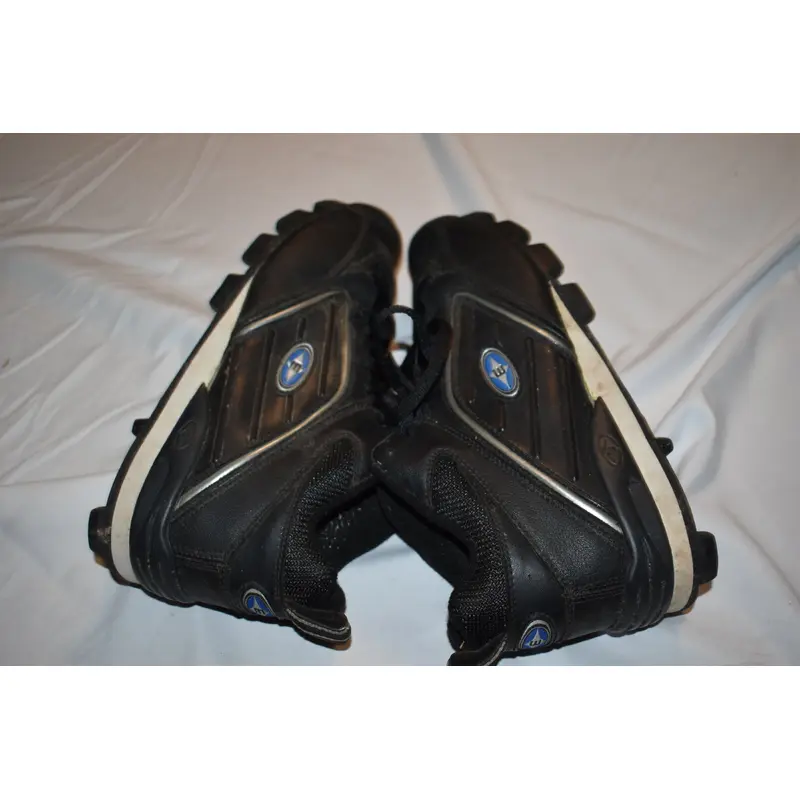Easton Baseball Cleats , Black, Size 10