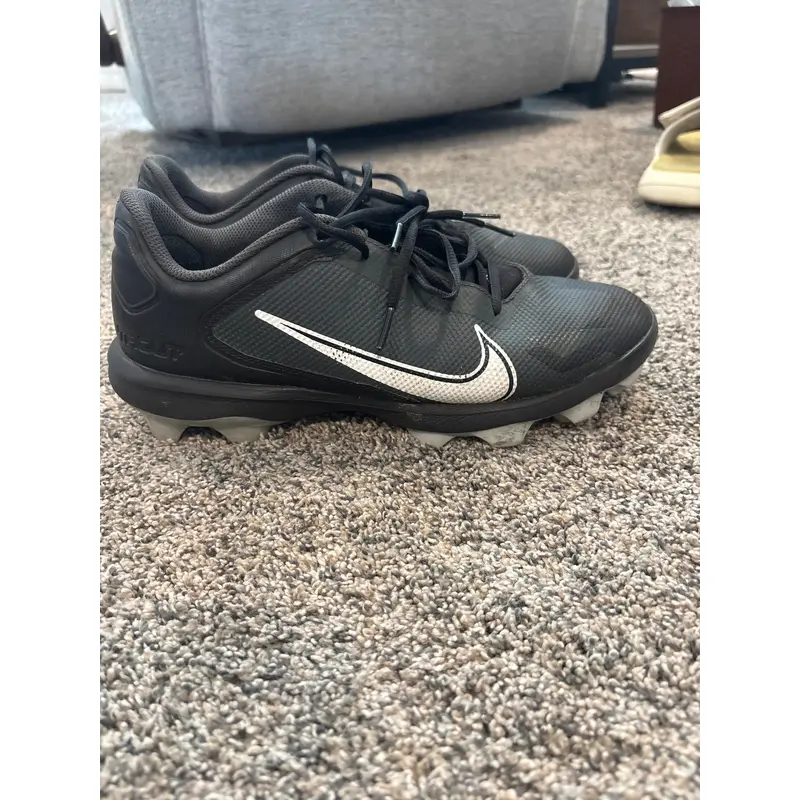 Men's Size M 8.5 (W 9.5) Nike Force Zoom Trout 8 (Used)