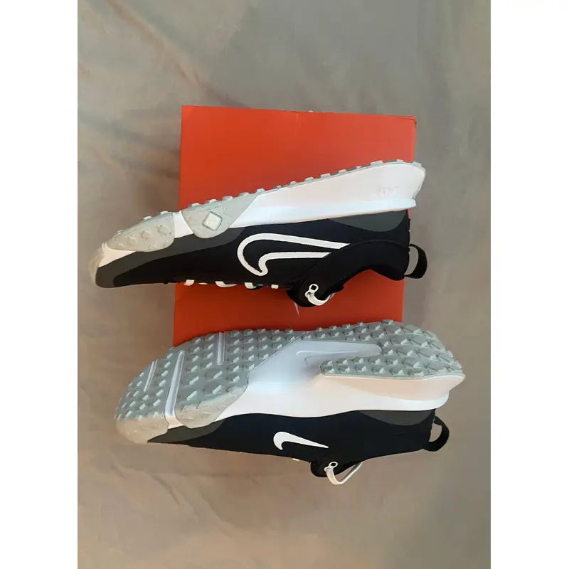 Nike air diamond varsity turf