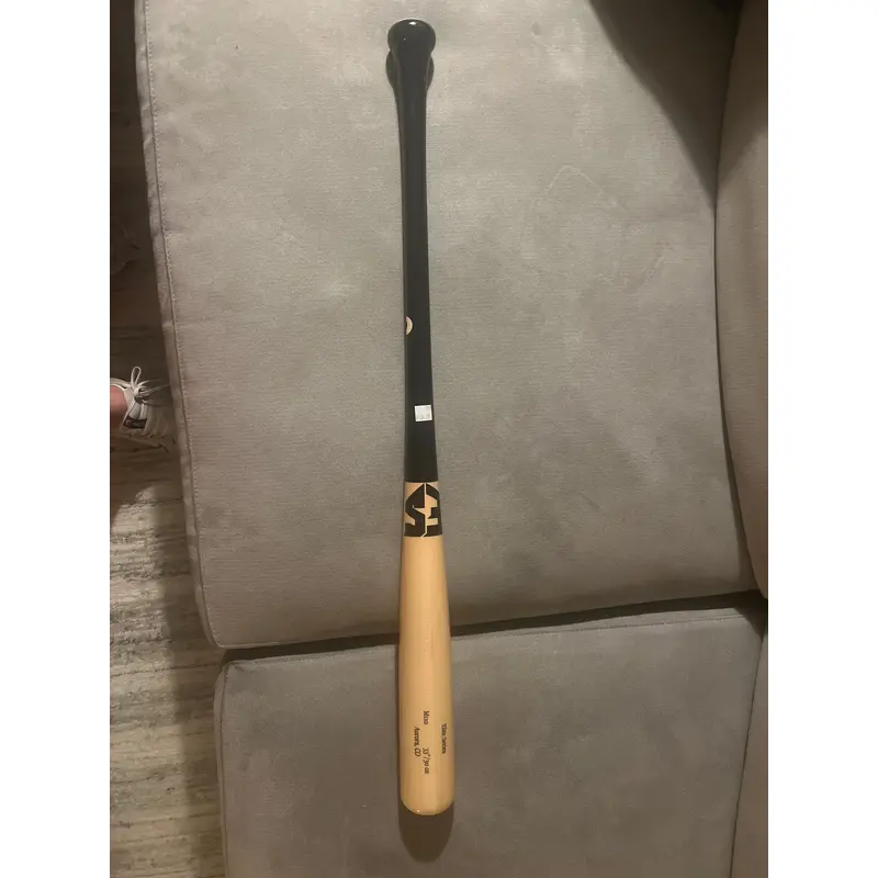Elite series wood bat m110