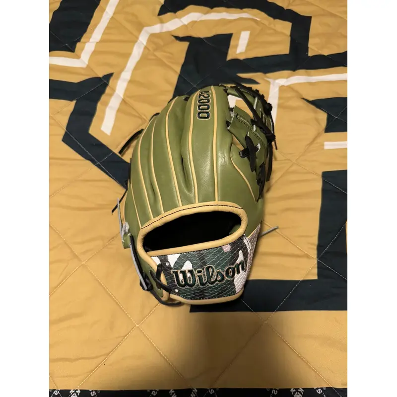New With Tags Wilson A2000 GOTM 11.75 RHT