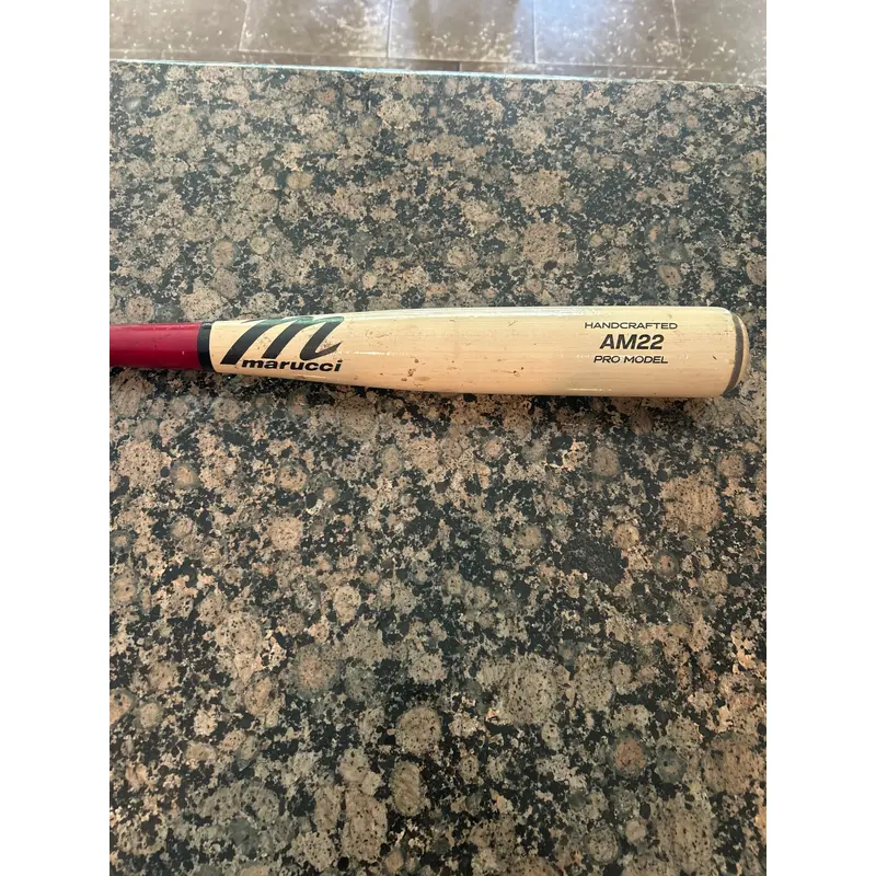 Marucci Bat  (-3) 32 oz 33" (Used)