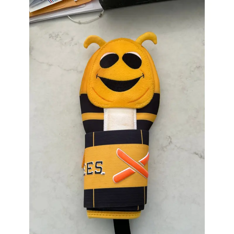 Absolutely Ridiculous Sliding Mitt