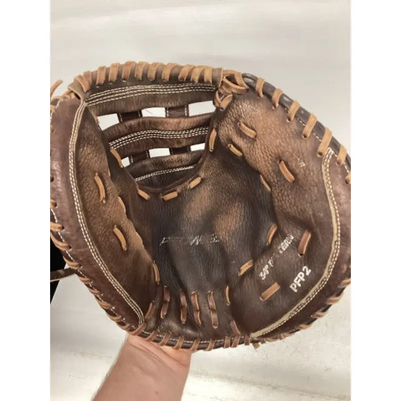 Used Easton PROWESS BB/SB Catchers RH Throw Brown 34" 11851-S000036803