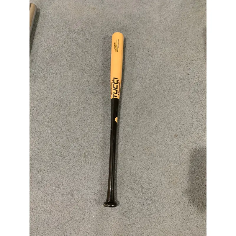 Lightly Used 32in 29oz Tucci Maple Baseball Bat