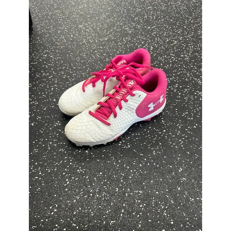 Used Under Armour GLYDE 2 BB/SB Cleats Pink Junior 02.5 11849-S000030810