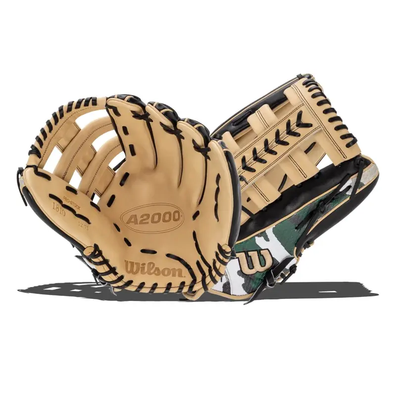 Used Wilson WBW1025271275 Right Hand Thrower - Excellent Condition
