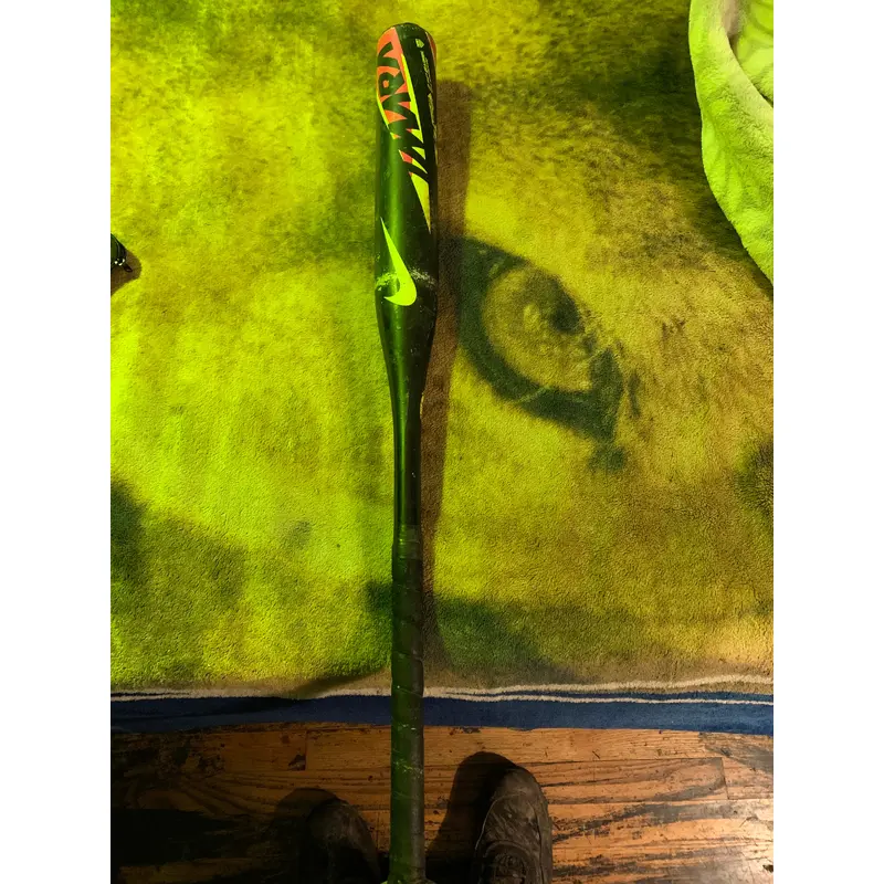 Used USSSA Certified Nike Alloy Bat (-10) 19 oz 29"