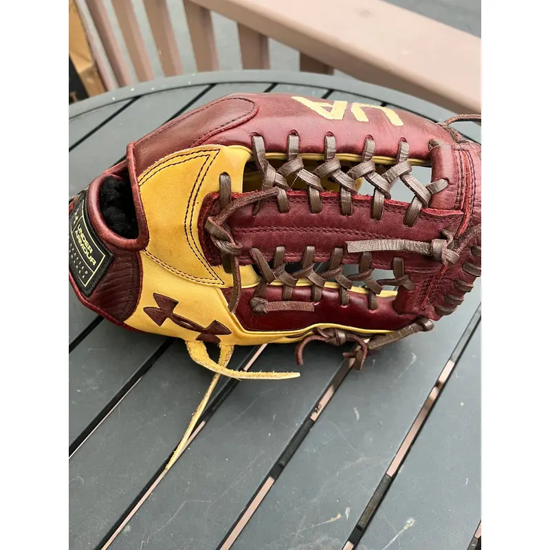 Under Armour Right Hand Throw Genuine Pro Baseball Glove 11.75" (Used)