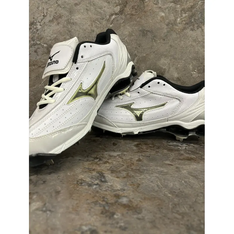 Mizuno 9 Spike Classic Low G5
