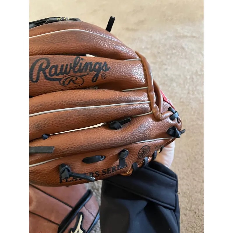 First Base 8.5" (Used) Player series Baseball Glove
