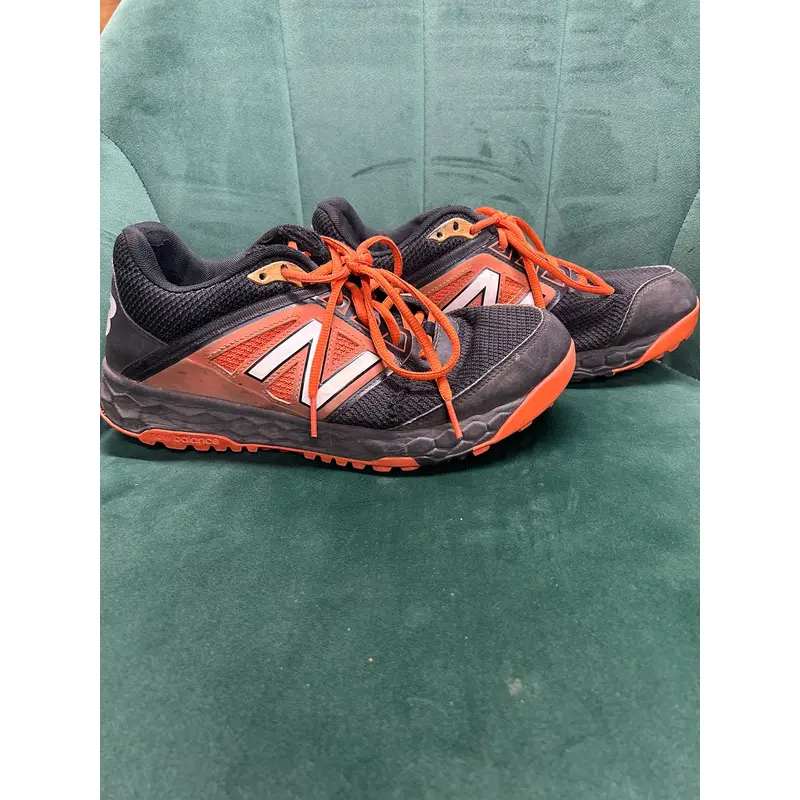 Baseball Turfs Orange Black Men's Adult Size M 8.5 (W 9.5) New Balance (Used)