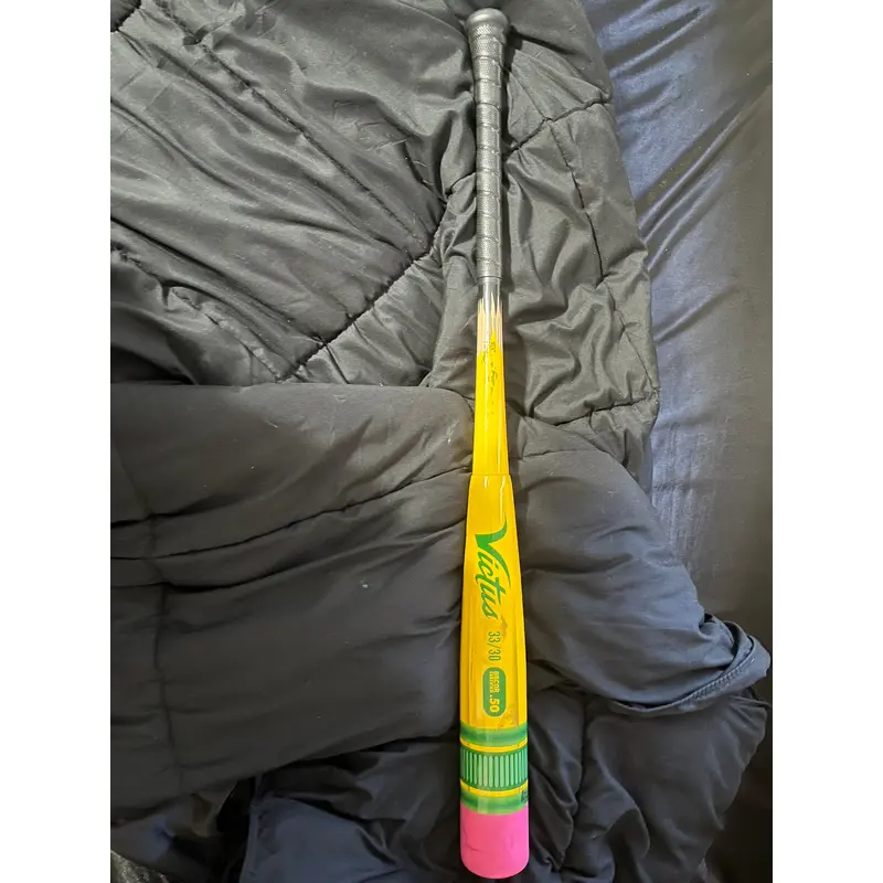 Like New Victus Pencil bat 33/30 BBCOR Looking To Get Rid Of