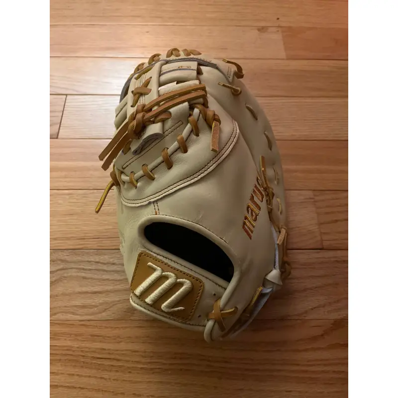 Marucci LHT First Base Ascension Series 12.75"