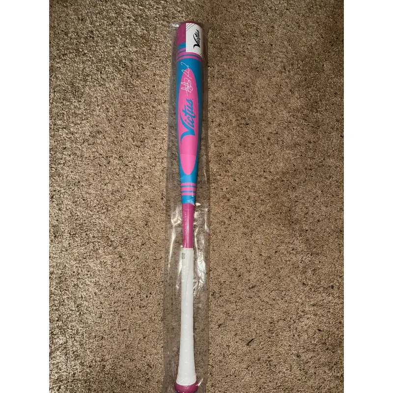 SOLD OUT Victus Vibe Pro Crayon BBCOR Metal Baseball Bat Tatis Pink