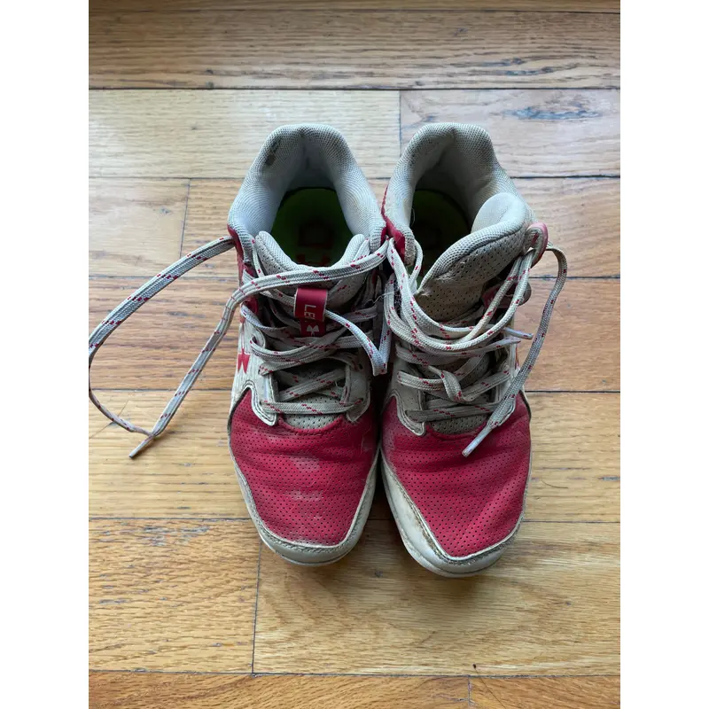 Kid's 4Y Under Armour High Top (Used)