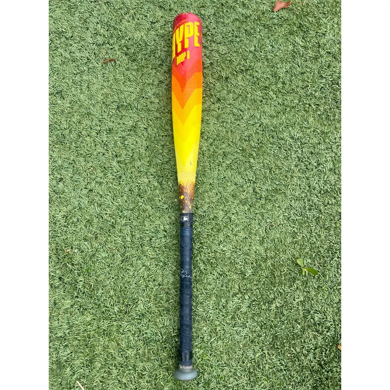 Used 2023 Easton (-8) 22 oz 30" Hype Fire Bat