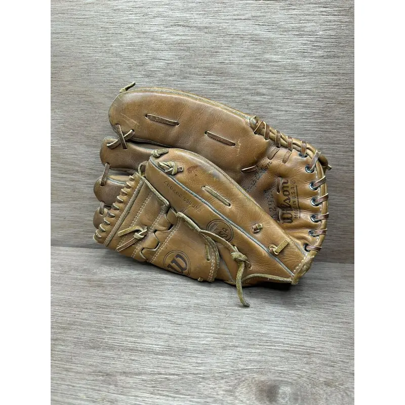 Vintage Wilson U.S.A. Jim Wynn Pro Style Baseball Glove A2326
