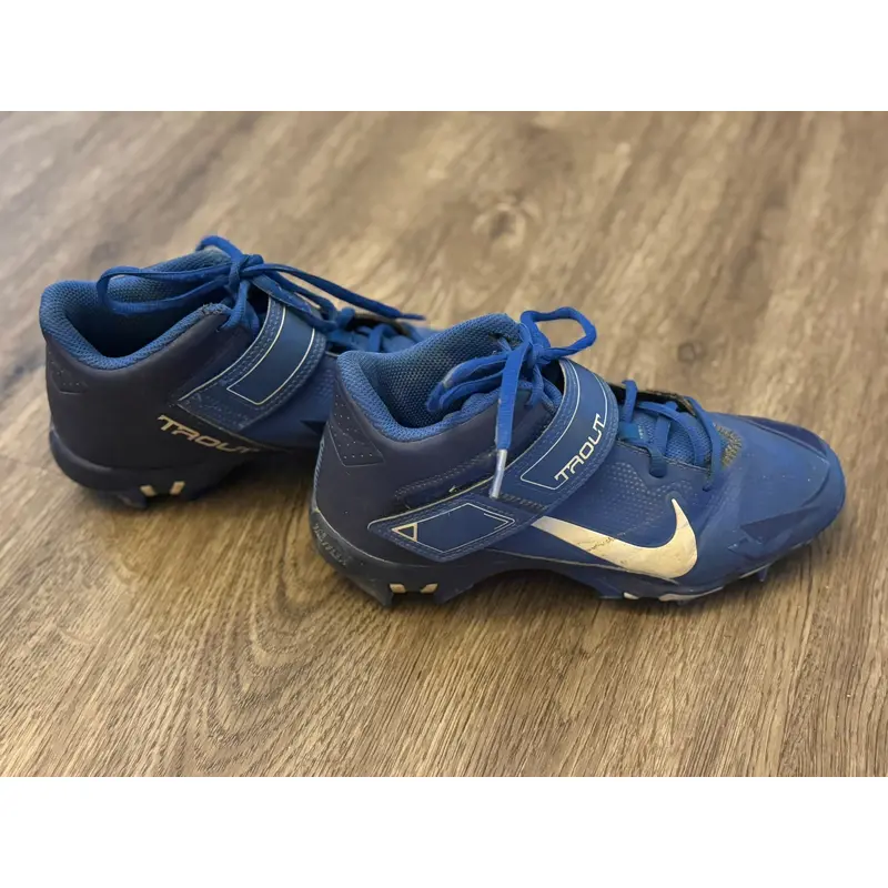 Blue Men's Size M 5.5 (W 6.5) Nike Trout (Used)