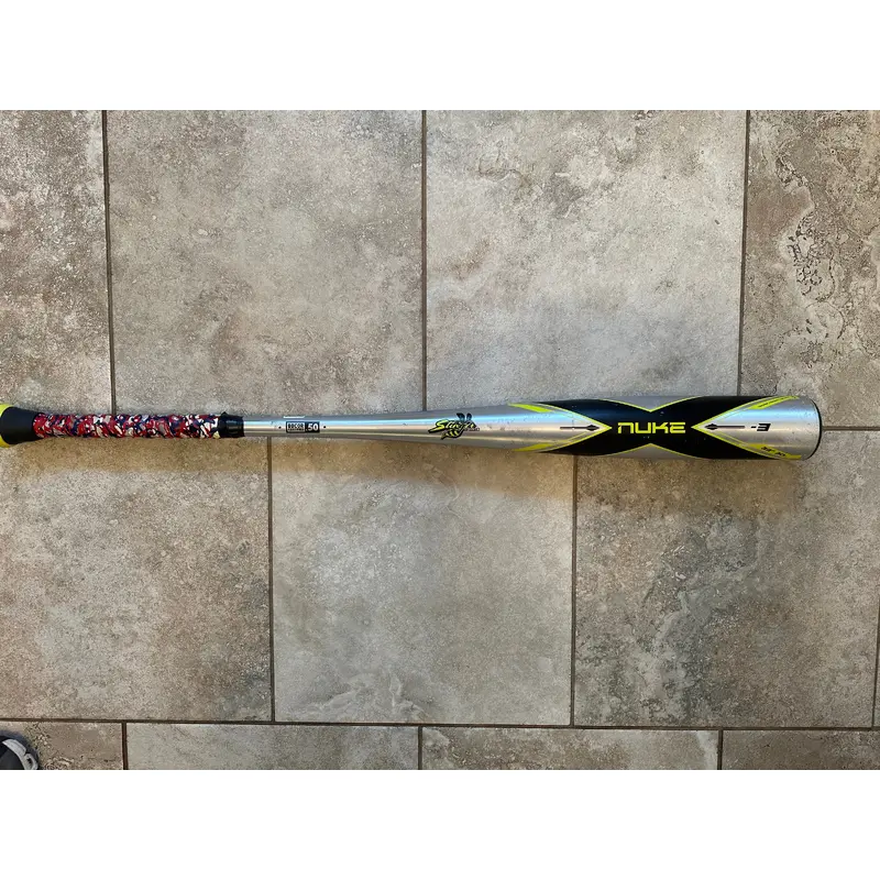 Stinger Nuke BBCOR Certified Bat (-3) Alloy 30 oz 33" (Used)