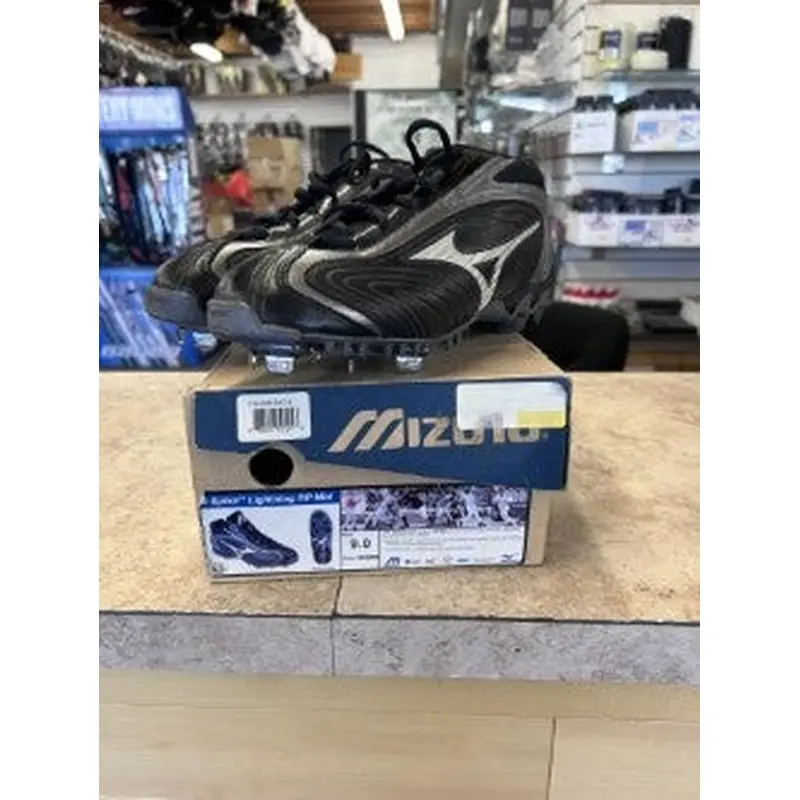Black New Size 9.0 (Women's 10) Adult Men's Mizuno High Top Metal