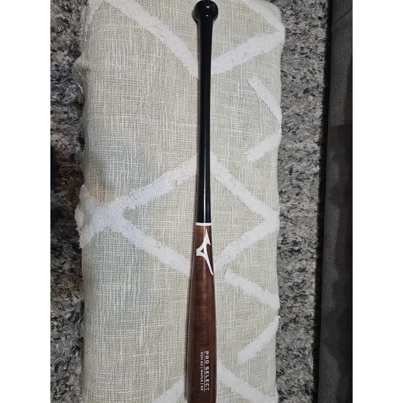 2022 Mizuno MZM62 Classic Maple USABat Certified Bat (-3) 32 oz 33" (Used)