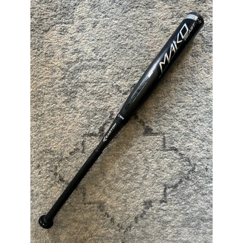 Easton Mako Beast HARD TO FIND!! RARE SIZE !! 29/18 -11 NEW GRIP!!