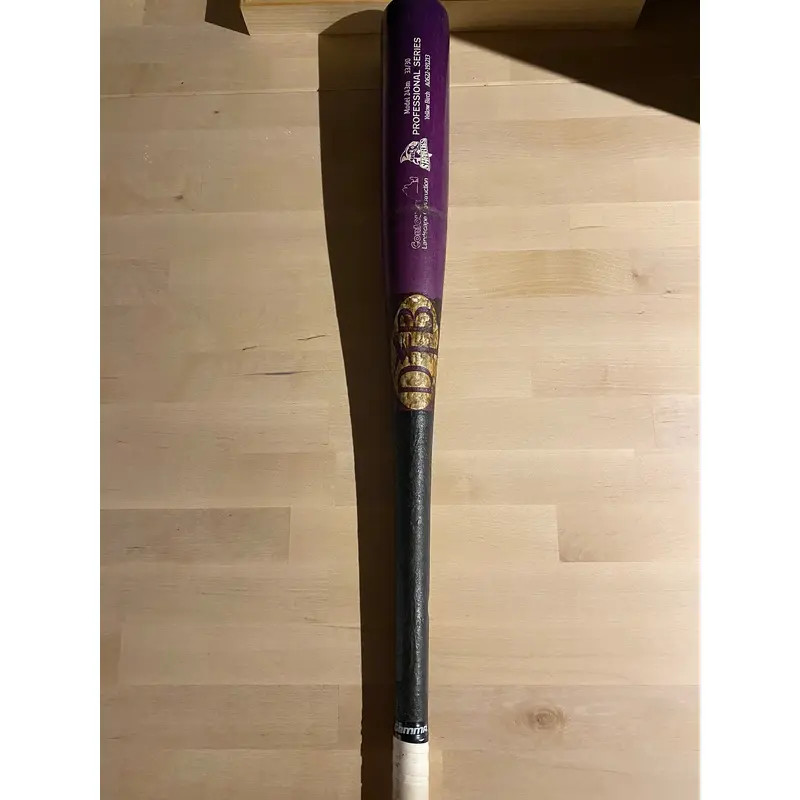 Dovetail wood bat