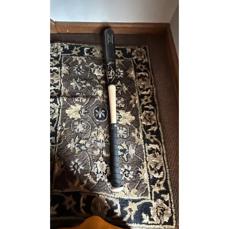 Louisville Slugger Wood Bat E-J74