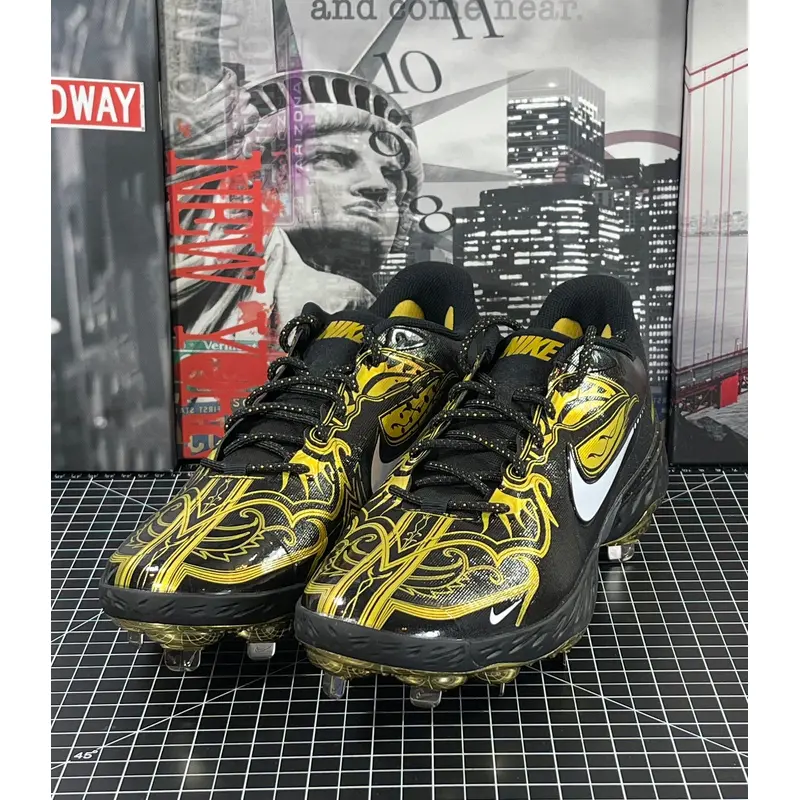 Nike Alpha Huarache Elite 3 Low PRM Black Gold Mens Sz 12 Baseball Cleats NEW