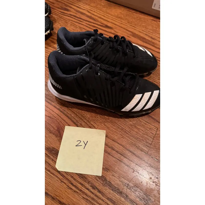 YOUTH size 2 baseball cleats