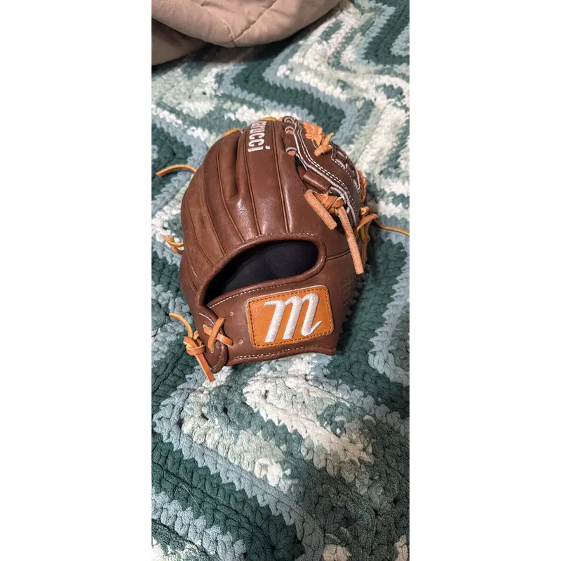 Marucci Right Hand Throw Pitcher's Cypress Series Baseball Glove 11.75" (Used)