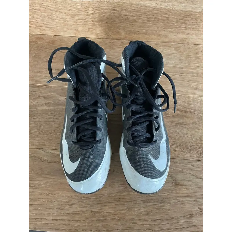 Black Used 6y Nike Huarache