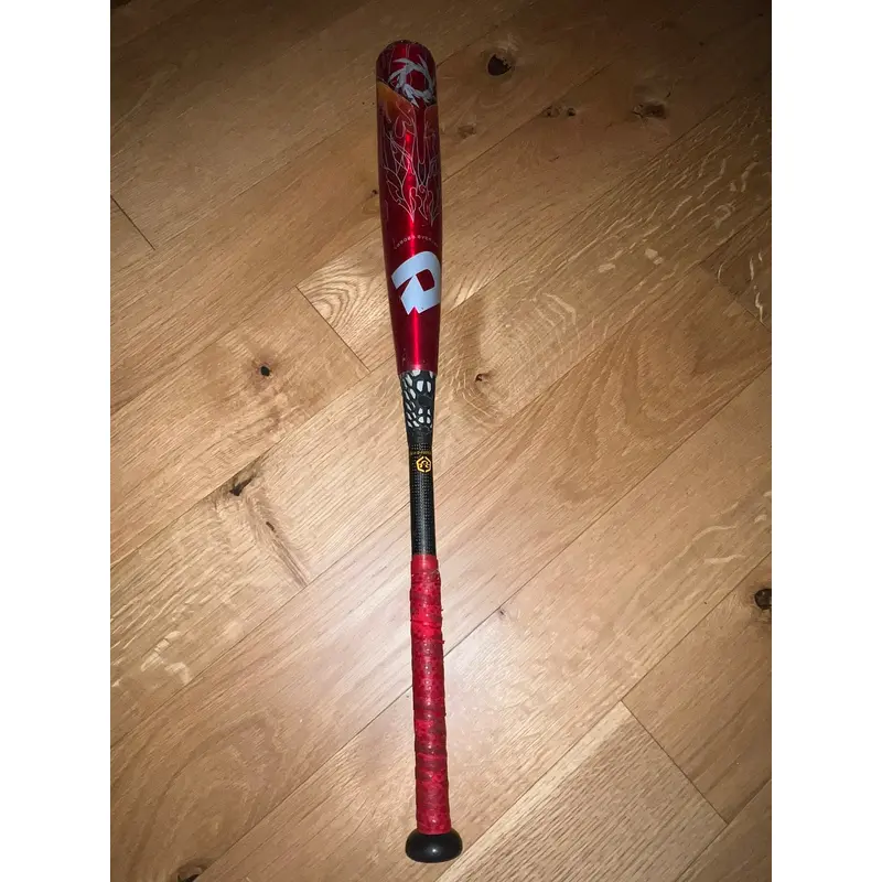 Used 2015 DeMarini (-9) 22 oz 31" Voodoo Overlord Bat